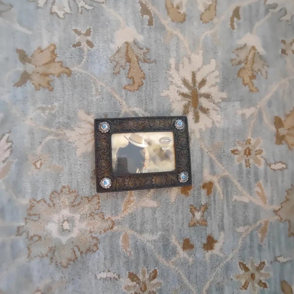 NWT Western picture frame with turquoise
